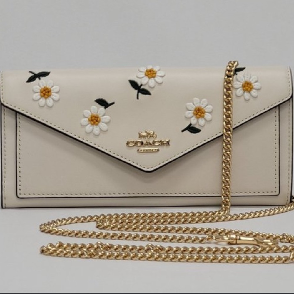 NEW Coach Slim Envelope Wallet With Chain With Daisy Embroidery